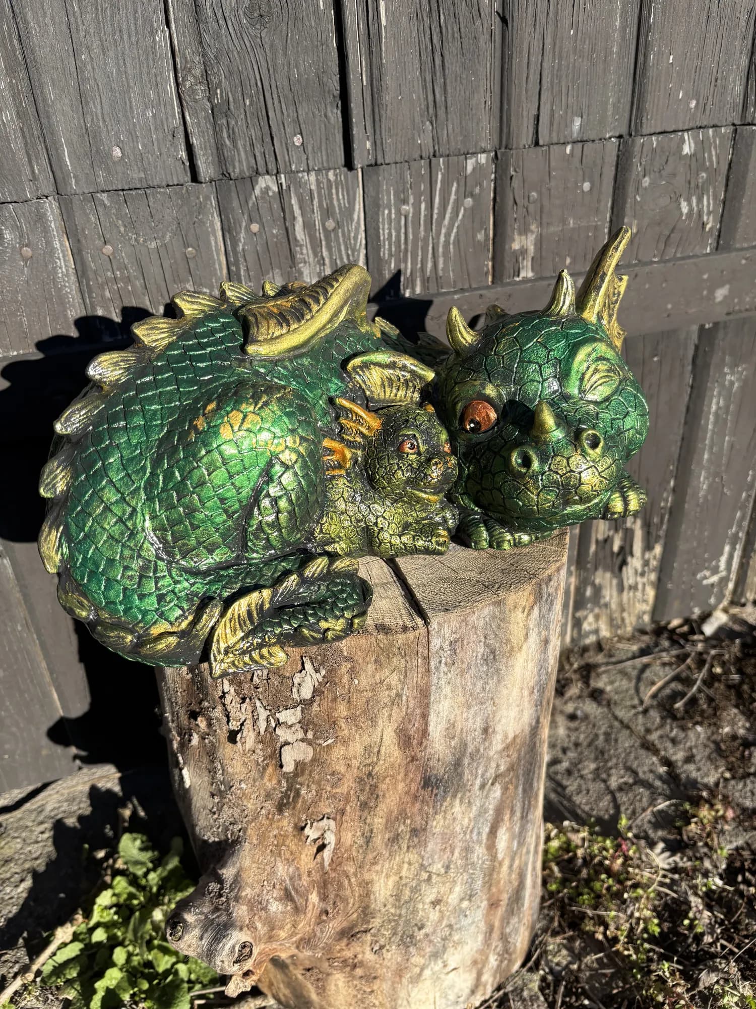 Handgjord betongskulptur