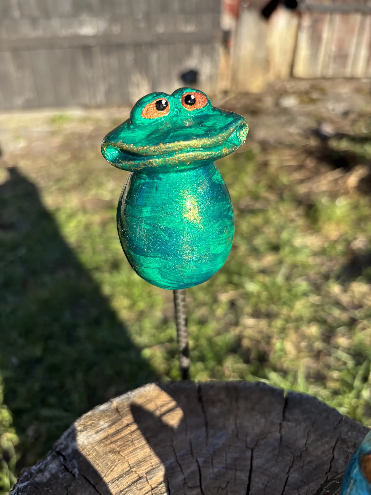 Handgjord betongskulptur