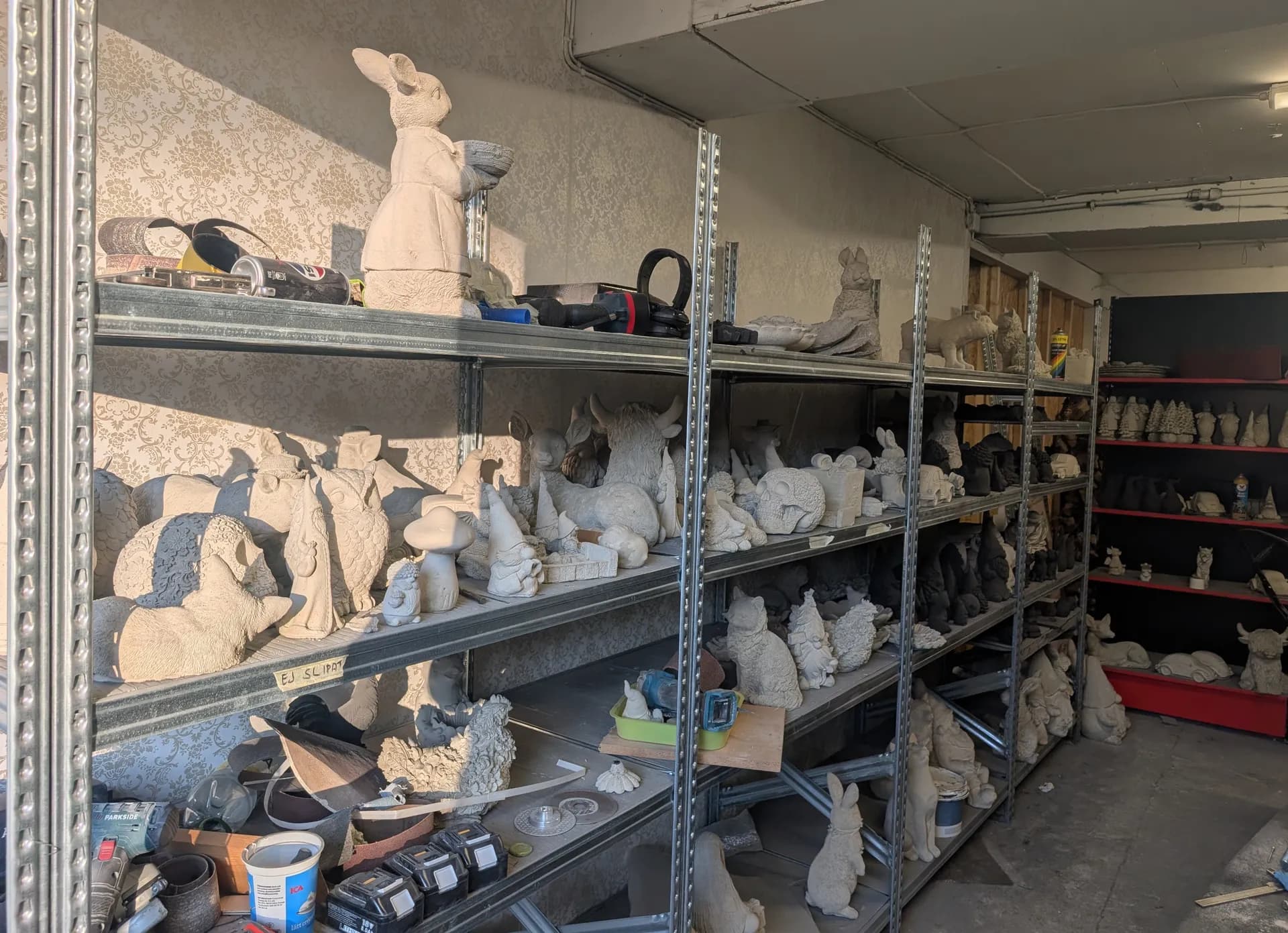 Förvaring av omålade figurer